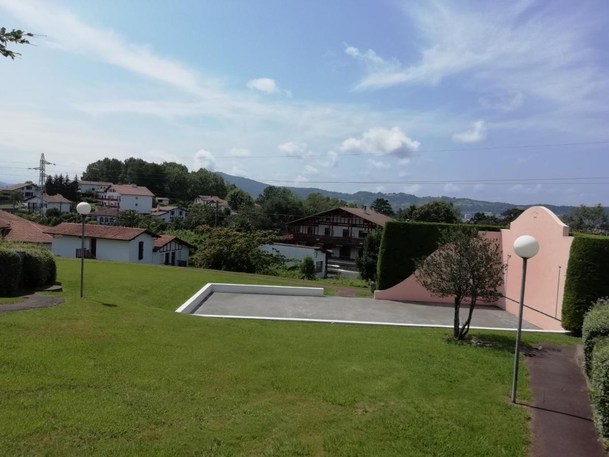 Hendaye Plage Logement Entier Avec Jardin Apartment Exterior photo